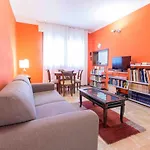 Art Painting Apartment With Canal View